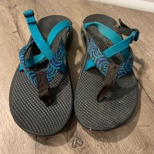 Chaco flip flops